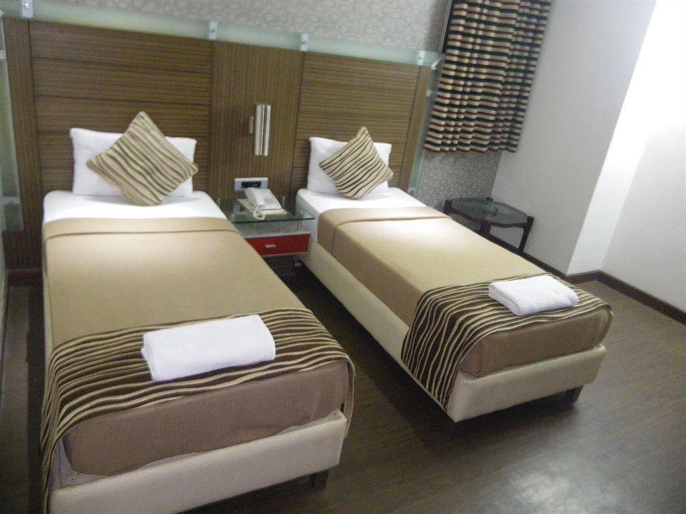 Hotel Metro Continental 델리 외부 사진