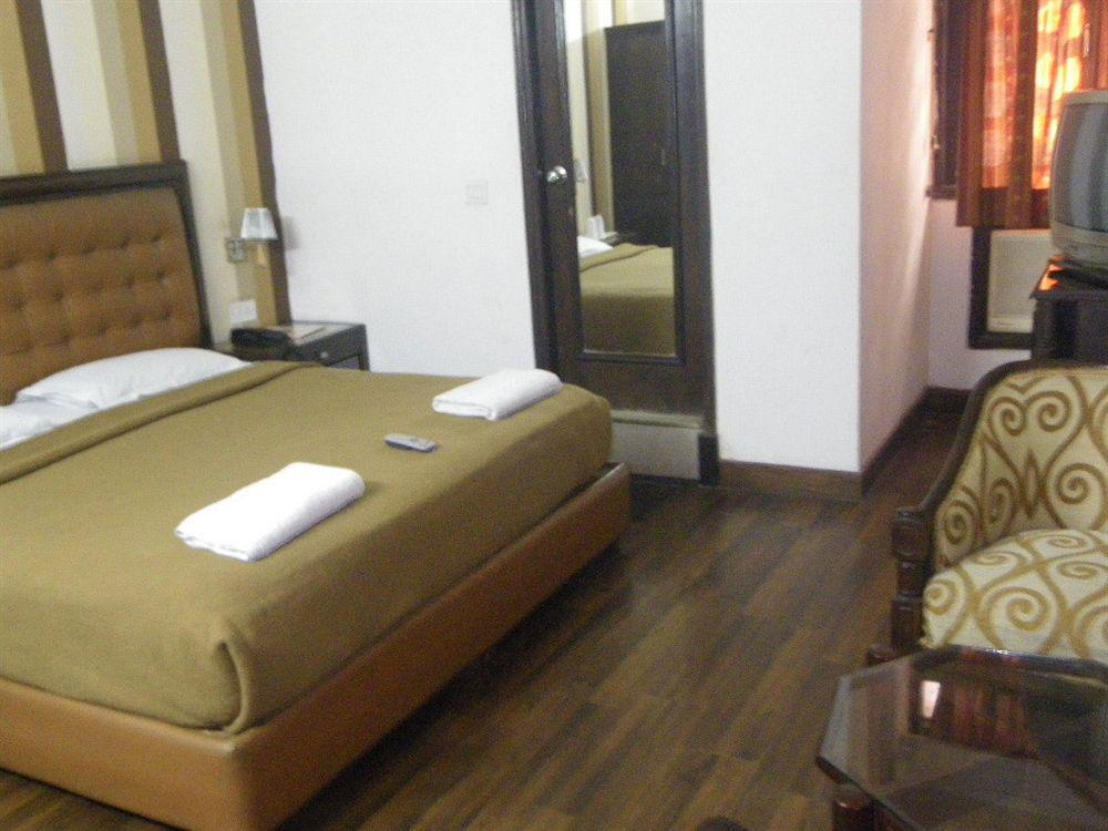 Hotel Metro Continental 델리 외부 사진